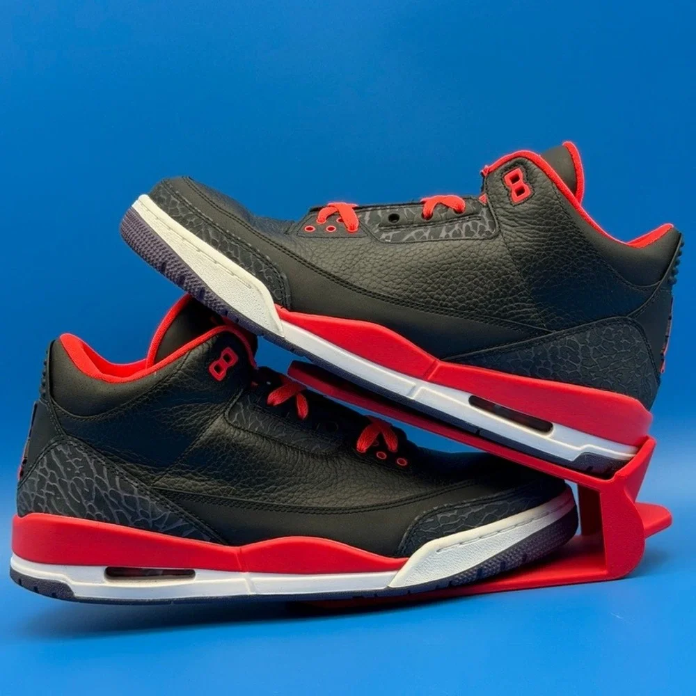 Jordan Air Jordan 3 Black Bright Crimson 136064-005 Size 11